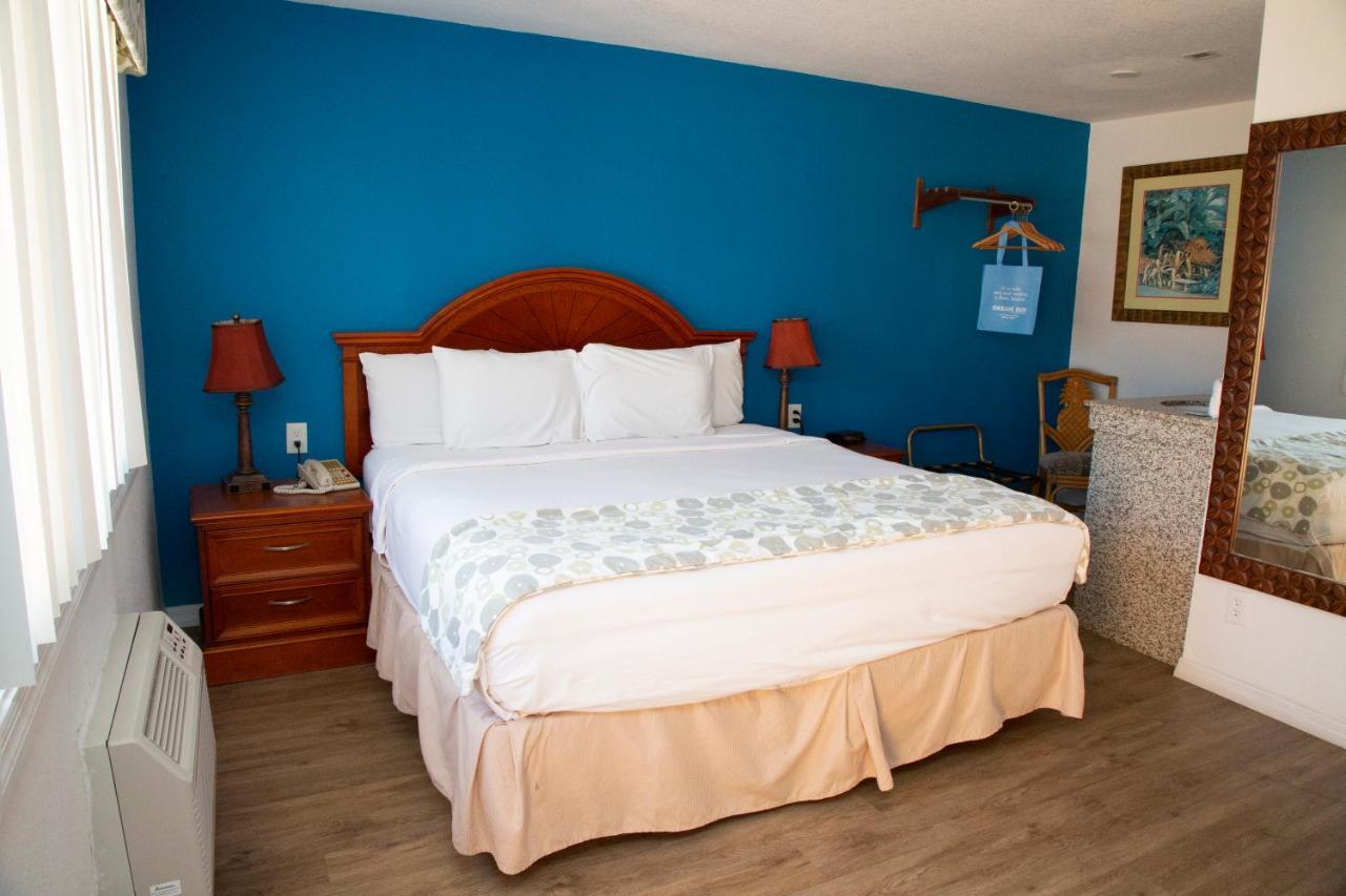 Daytona Dream Inn By Amerivu Daytona Beach Shores Extérieur photo
